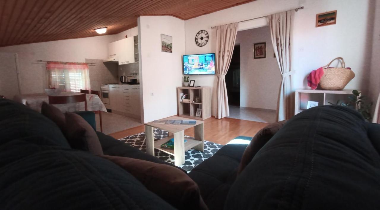 Apartments Katarina 노비비노돌스키 외부 사진