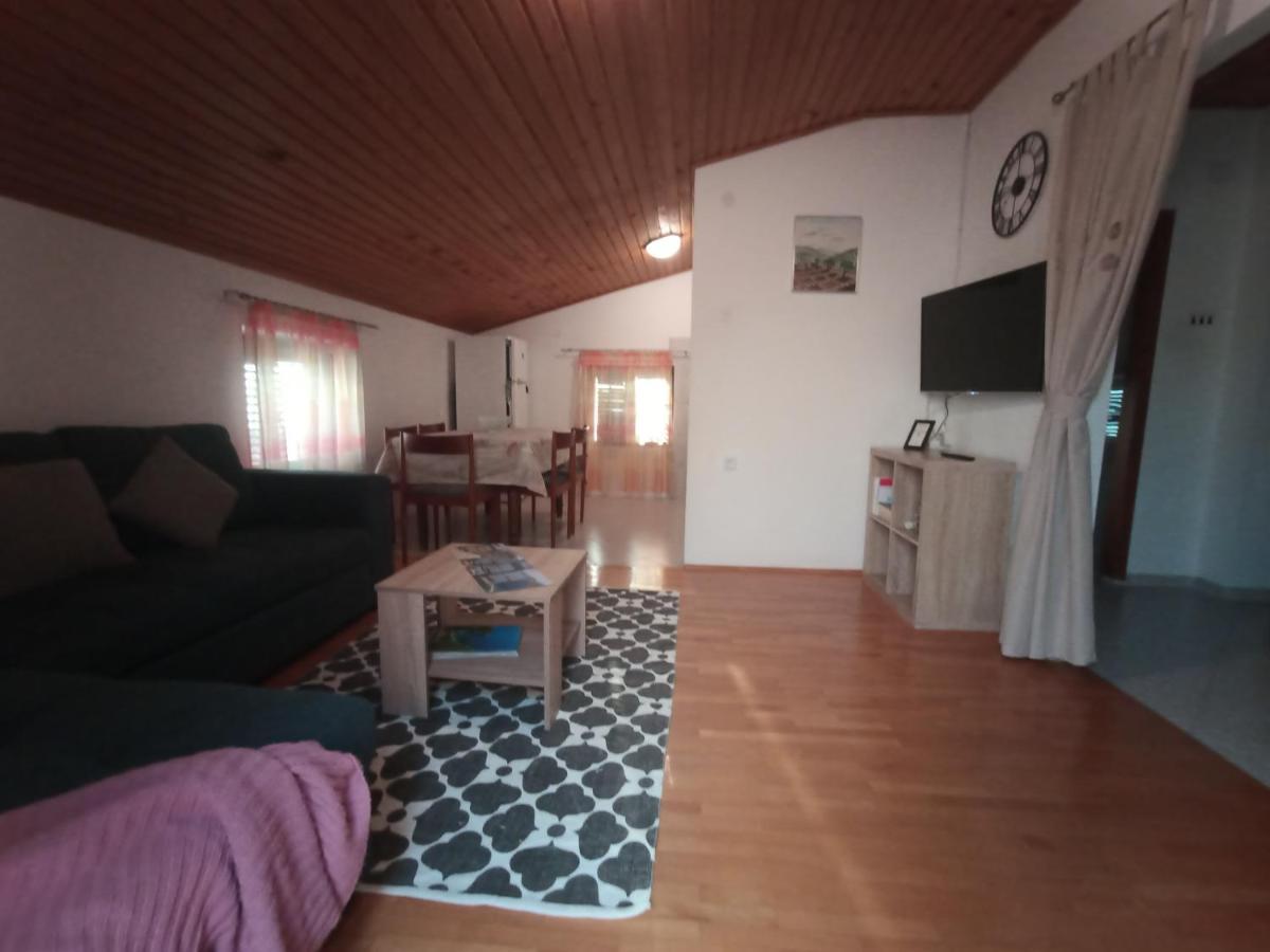 Apartments Katarina 노비비노돌스키 외부 사진